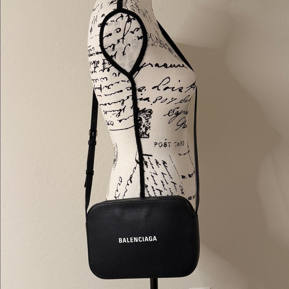Balenciaga Black Leather Everyday Small Camera Bag